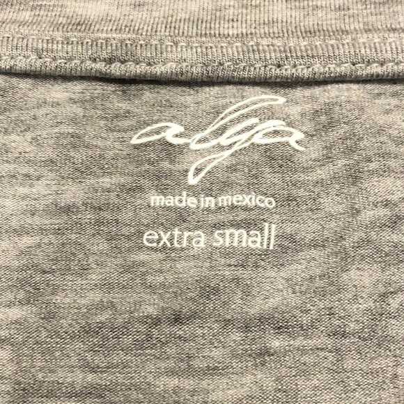 Francesca's Collections Mommin' Ain't Easy Y'all Blouse Grey Gray XS Extra Small - Picture 7 of 10